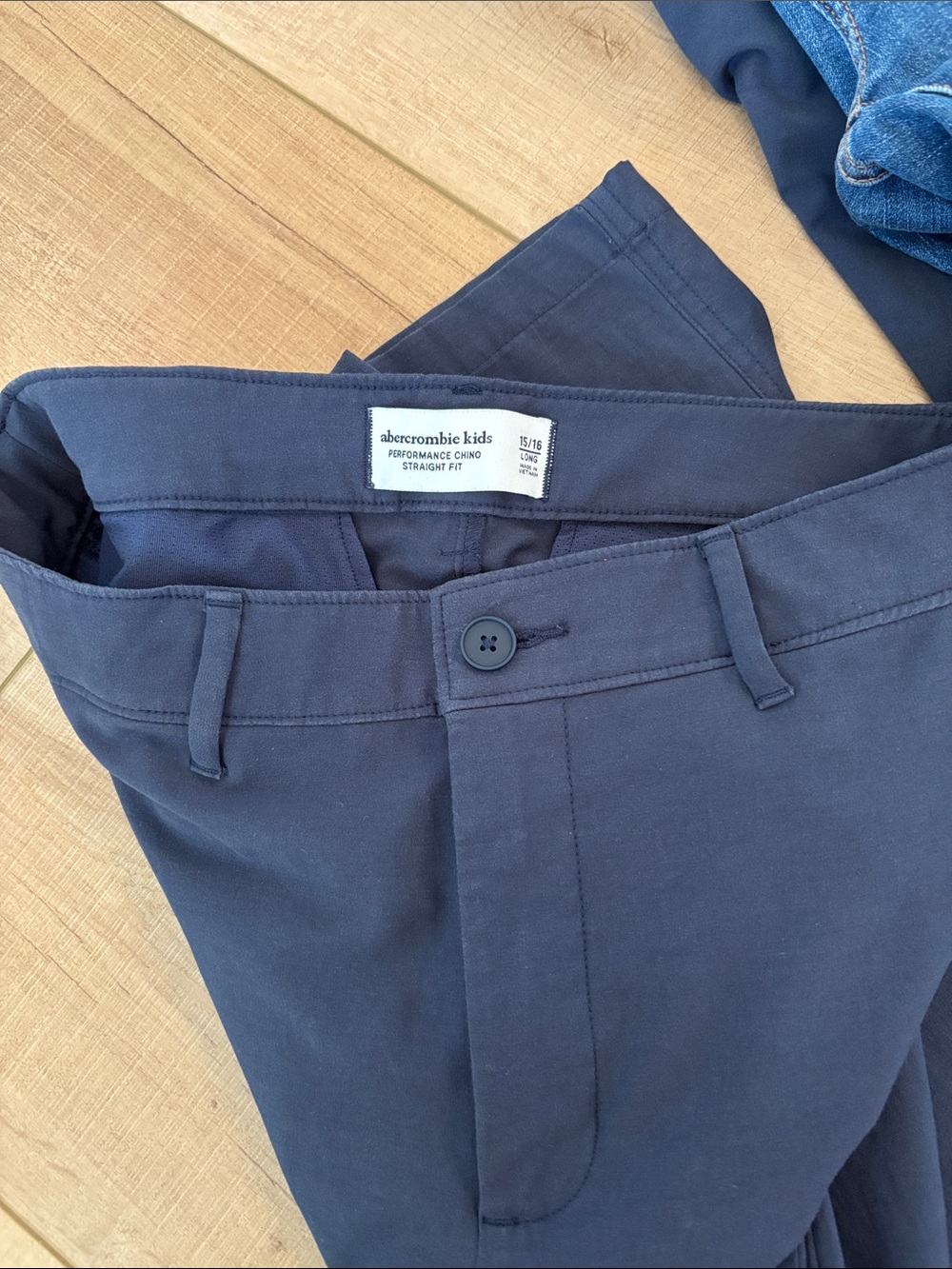 Abercrombie kids boys set of 3 PANTS 15/16 - Picture 8 of 8
